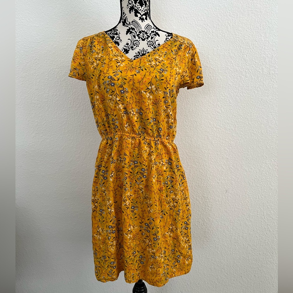 Old Navy Yellow Floral Mini Dress medium